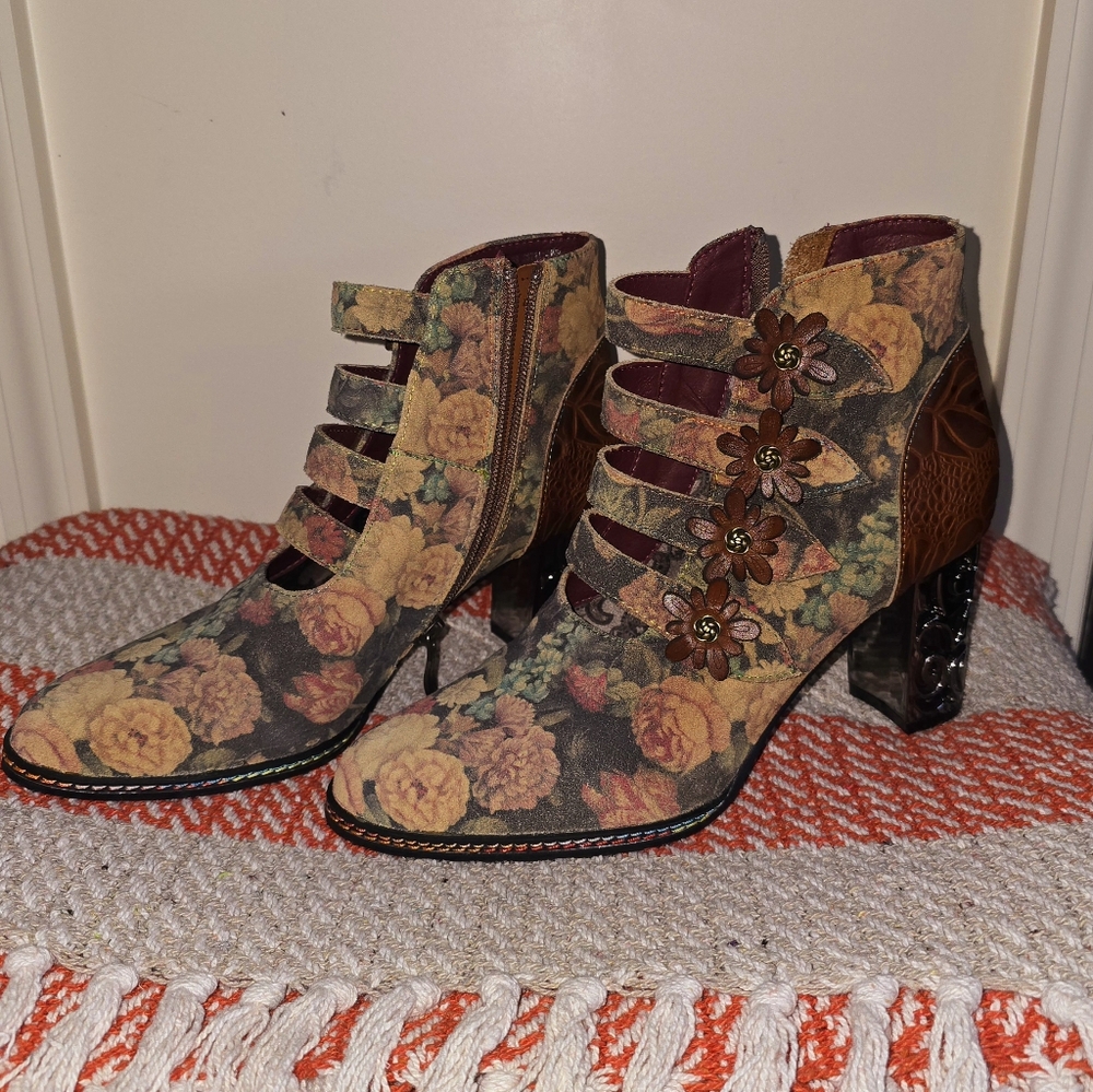 L'Artiste Ivyisla boots